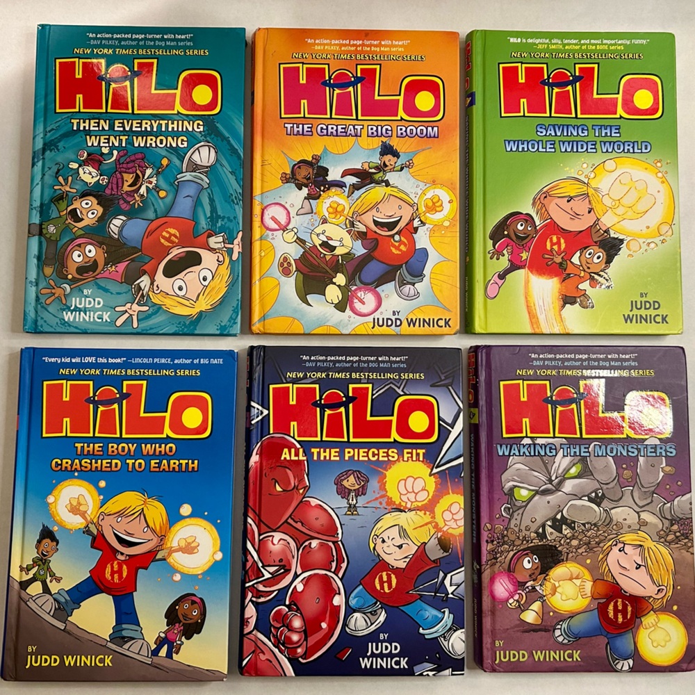 RH GRAPHIC - 6 Book Set of HILO Books 1-6, Judd Winick